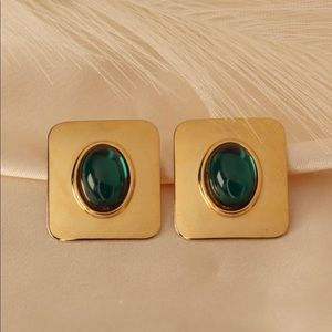 SOLD Vintage Large Gold Square Stud Earrings • Emerald Earrings • Gold Earrings